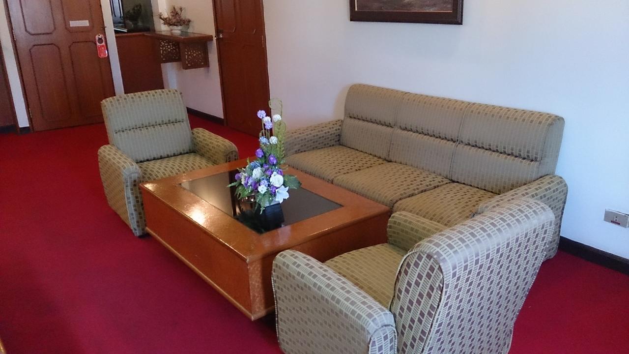 Hotel The Camelot 4*